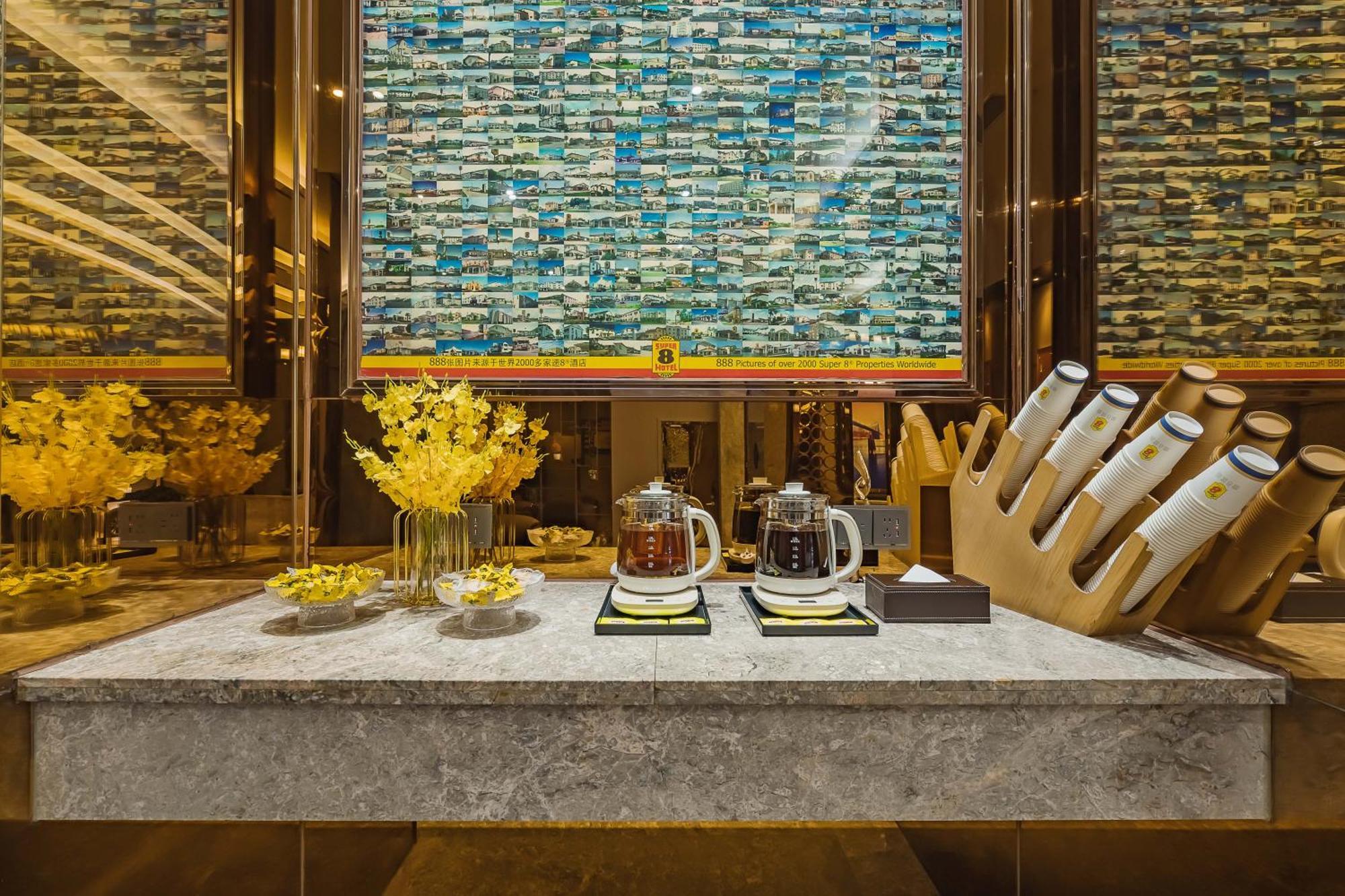 Super 8 Hotel Select Guangzhou Railway Station Xicun Subway Station Εξωτερικό φωτογραφία